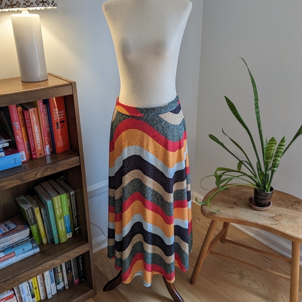 Zig Zag Skirt | Flowy | Midi | Blue, Orange, Red, Green, Beige | Size 6 or 8